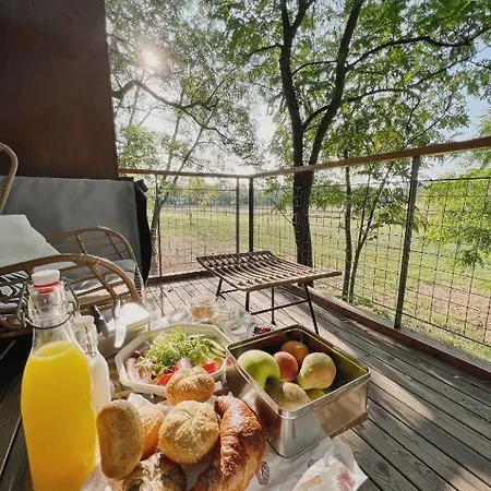 Parque de Campismo Kapolcsi Sziklák Zalapetend